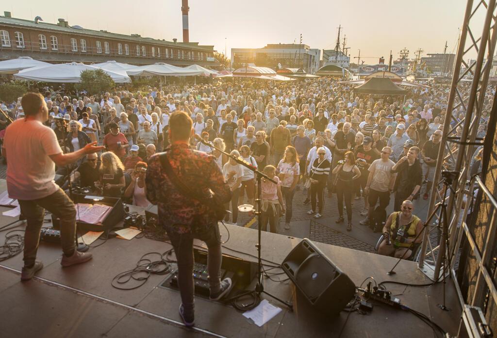 Der Musiksommer ist in vollem Gange Musiksommer, Fischereihafen, Bremerhaven, Livemusik, Open-Air